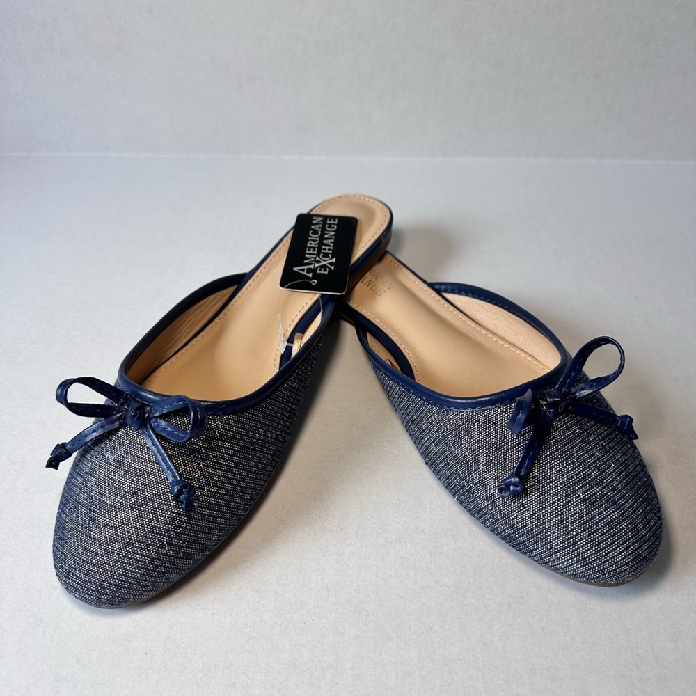 American Exchange Blue Slip-On Flats w/ Bow | Size 8.5